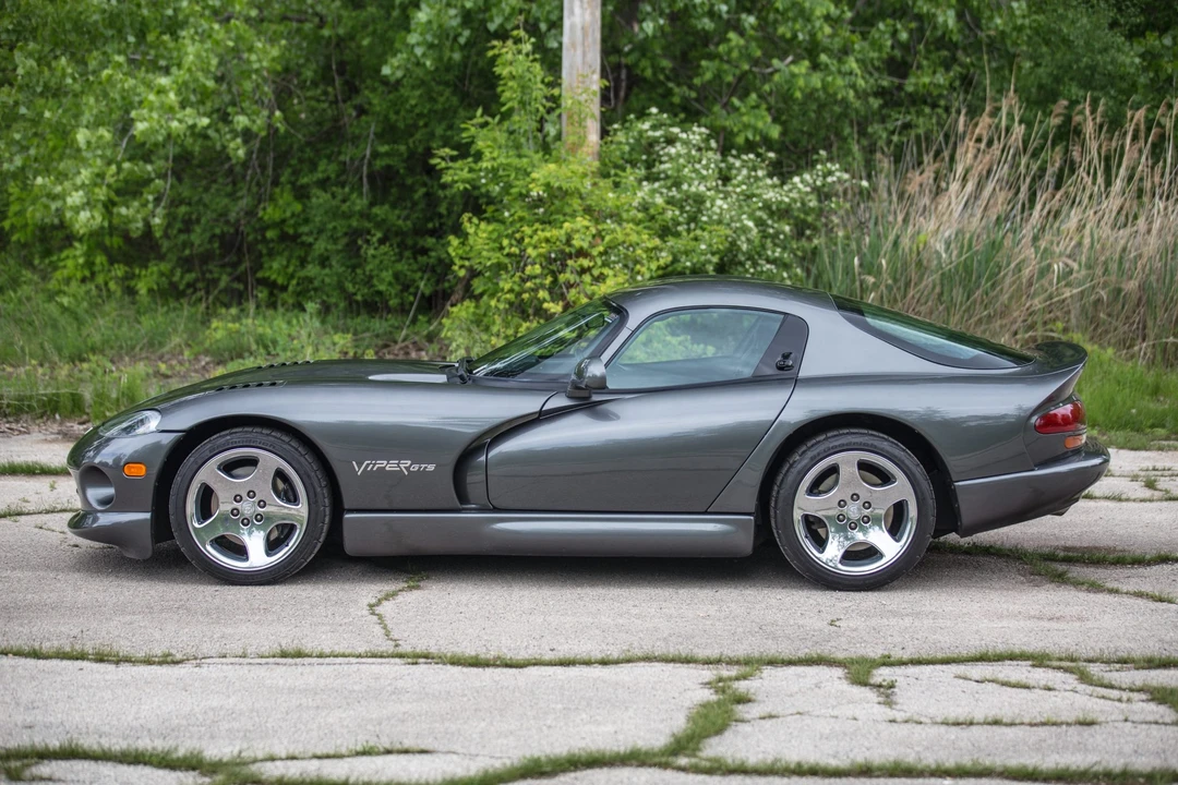 2002 Dodge Viper GTS 2nd Gen - Image 5 of 31