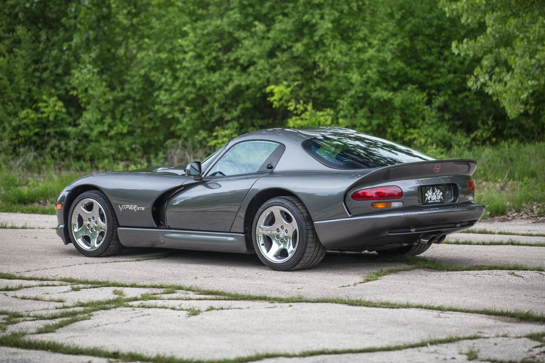 2002 Dodge Viper GTS 2nd Gen - Image 6 of 31
