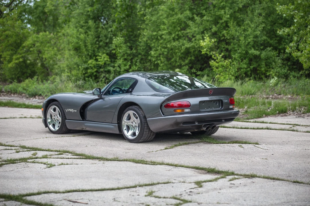 2002 Dodge Viper GTS 2nd Gen - Image 7 of 31