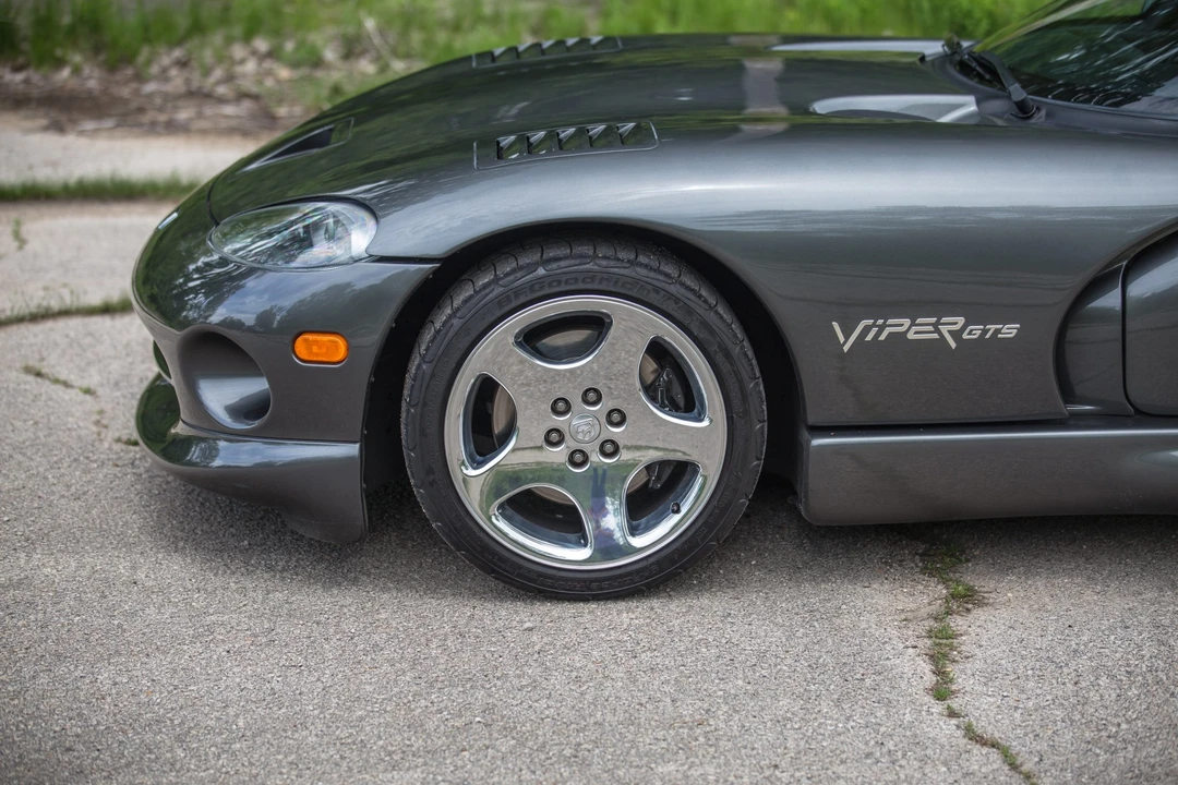 2002 Dodge Viper GTS 2nd Gen - Image 31 of 31