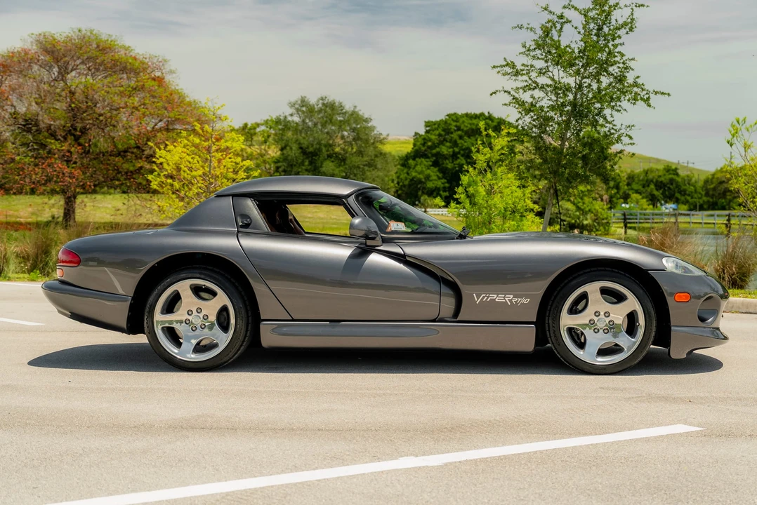 2002 Dodge Viper 2nd Gen - Image 7 of 31