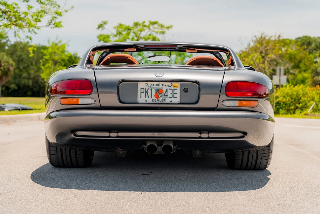 2002 Dodge Viper 2nd Gen - Image 11 of 31
