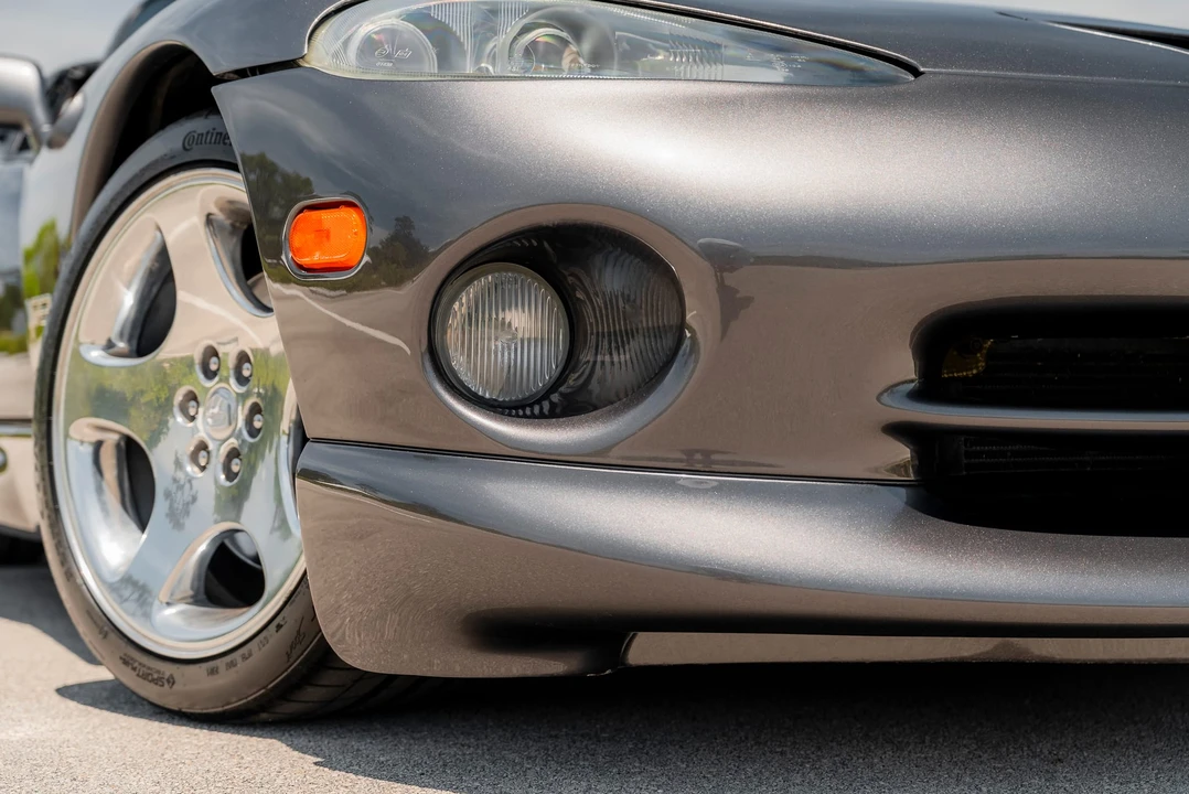 2002 Dodge Viper 2nd Gen - Image 23 of 31