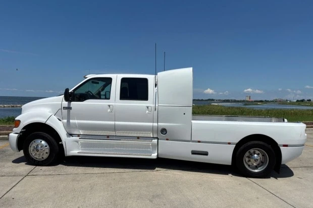 2002 Ford Super Duty 1st Gen - Image 3 of 7