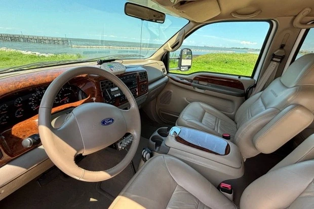 2002 Ford Super Duty 1st Gen - Image 5 of 7