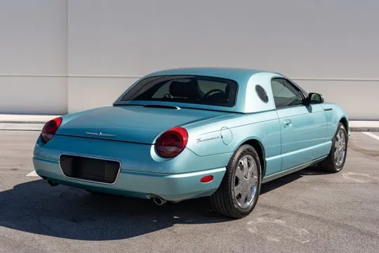 2002 Ford Thunderbird 10th Gen - Image 2 of 7