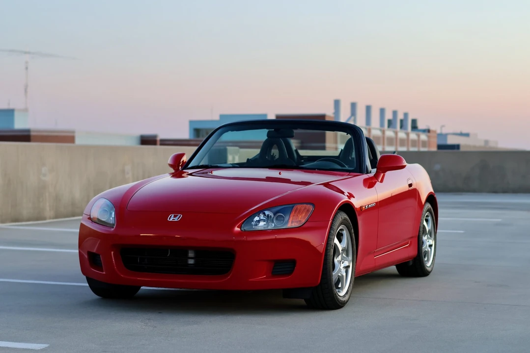 2002 Honda AP1 S2000 - Image 2 of 31