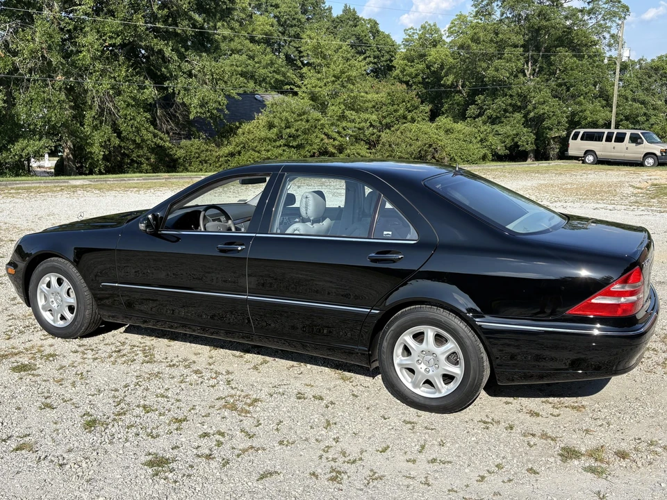 2002 Mercedes-Benz W220 S-Class - Image 8 of 31