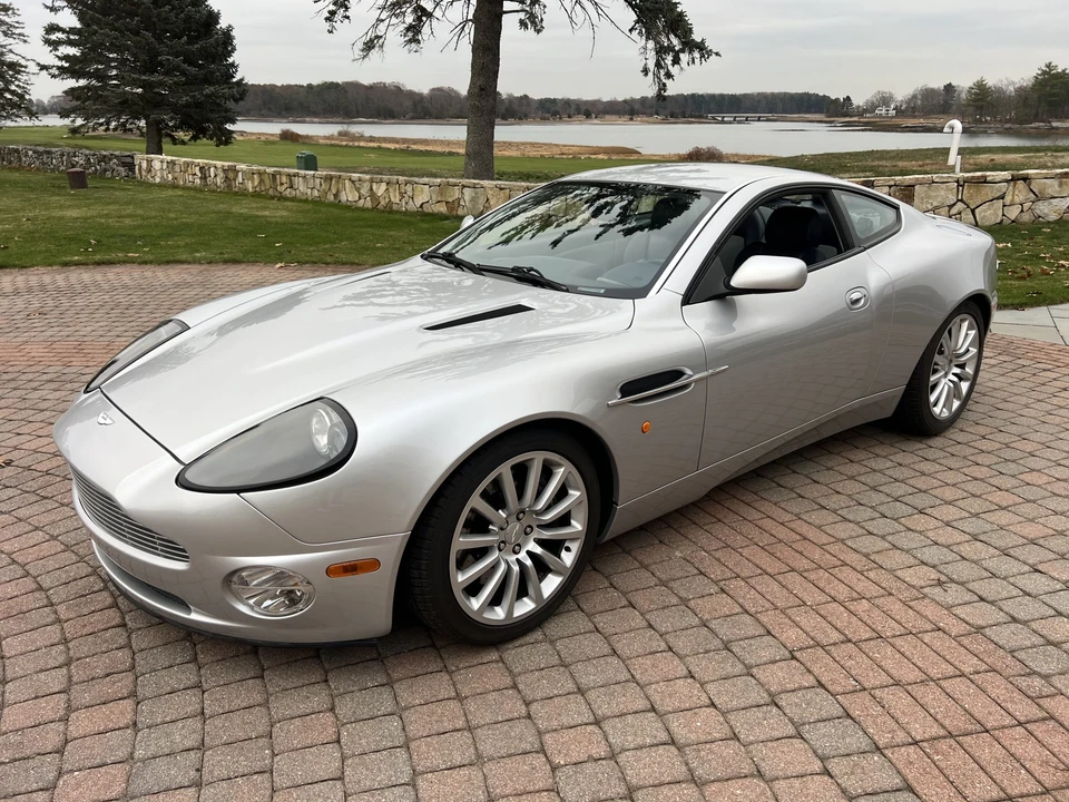 2003 Aston Martin Vanquish 1st Gen - Image 2 of 31