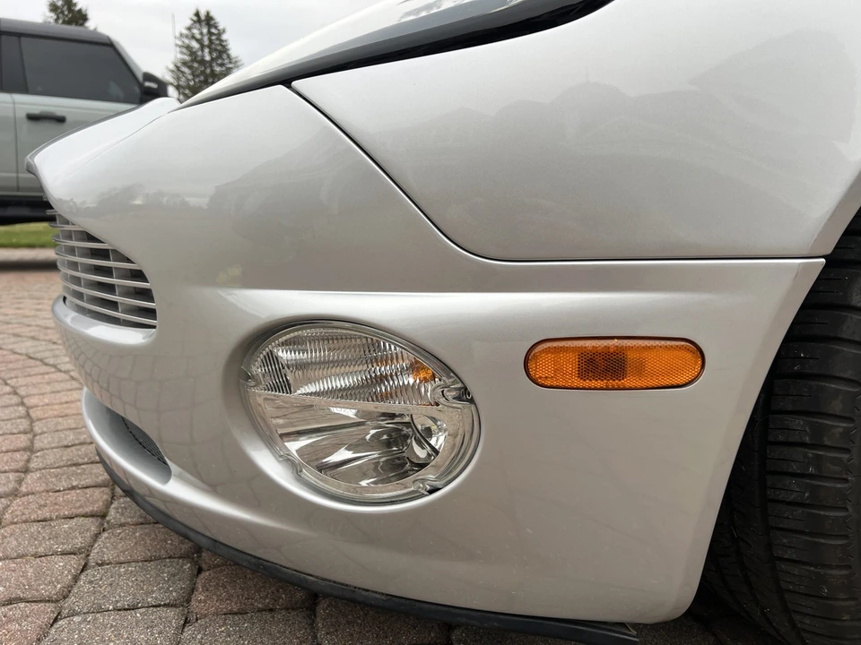 2003 Aston Martin Vanquish 1st Gen - Image 27 of 31