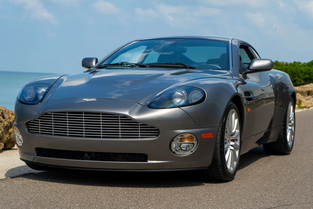 2003 Aston Martin Vanquish 1st Gen - Image 4 of 31
