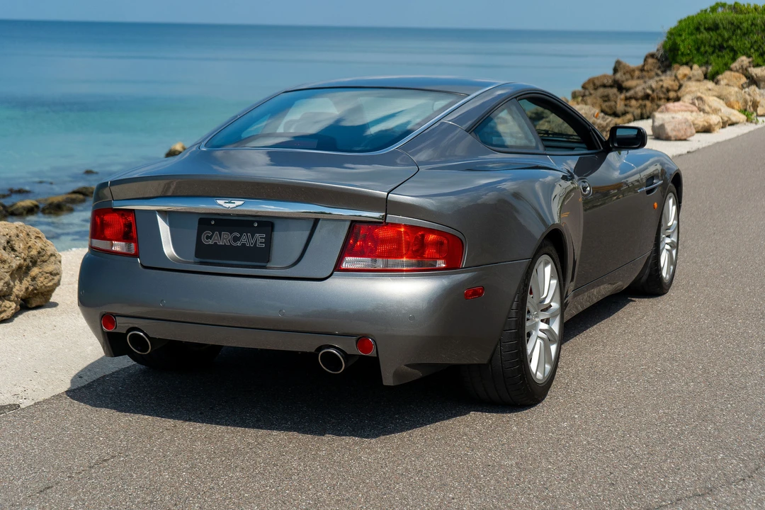 2003 Aston Martin Vanquish 1st Gen - Image 14 of 31