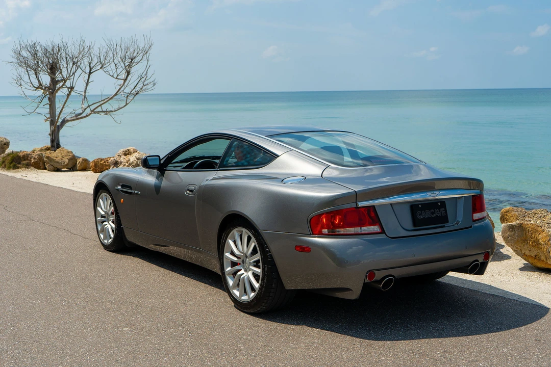 2003 Aston Martin Vanquish 1st Gen - Image 9 of 31