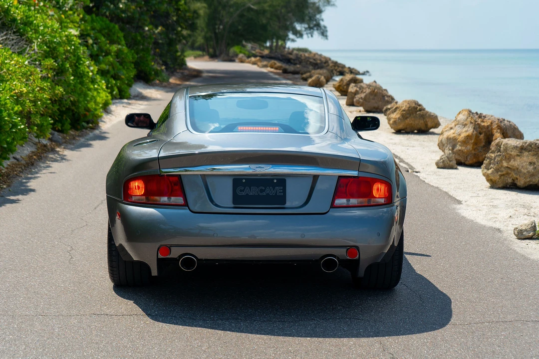 2003 Aston Martin Vanquish 1st Gen - Image 13 of 31