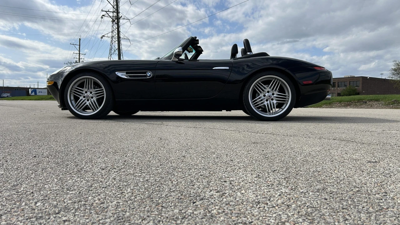 2003 BMW Z8 - Image 6 of 31