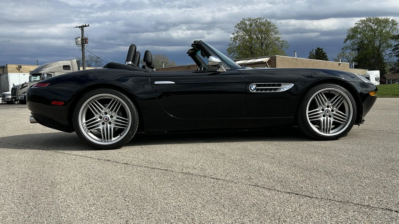 2003 BMW Z8 - Image 18 of 31