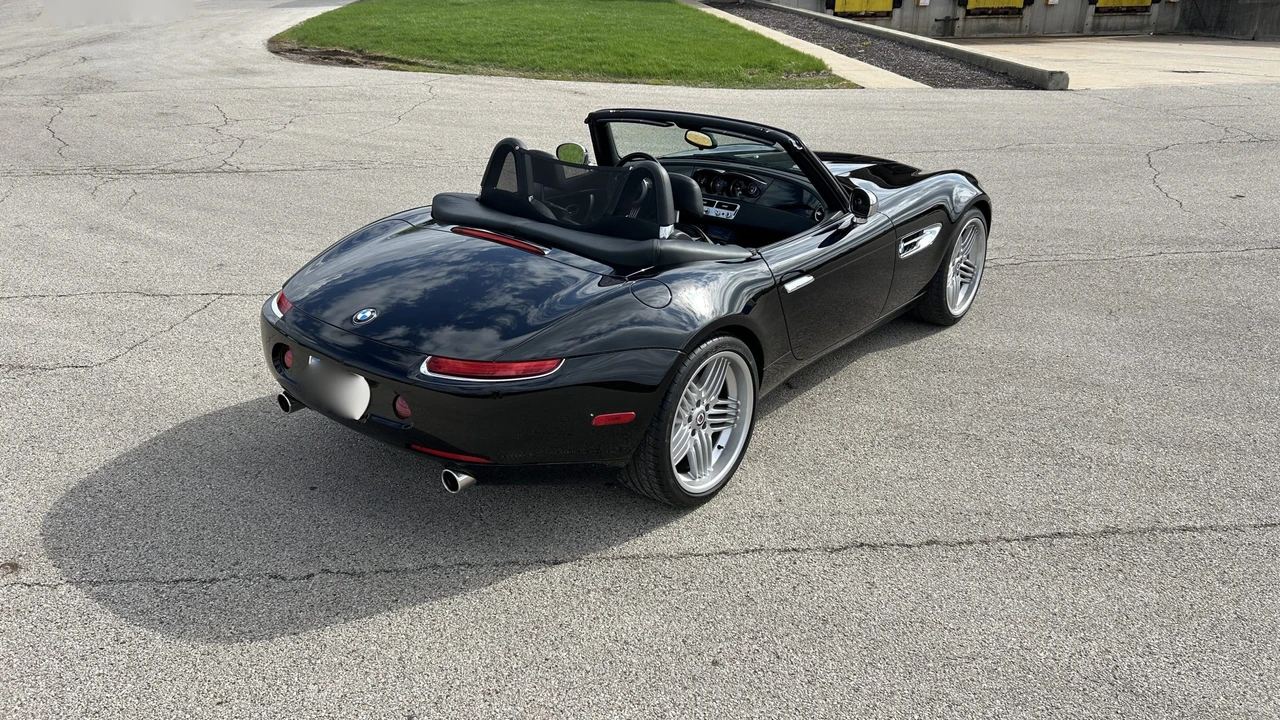 2003 BMW Z8 - Image 15 of 31