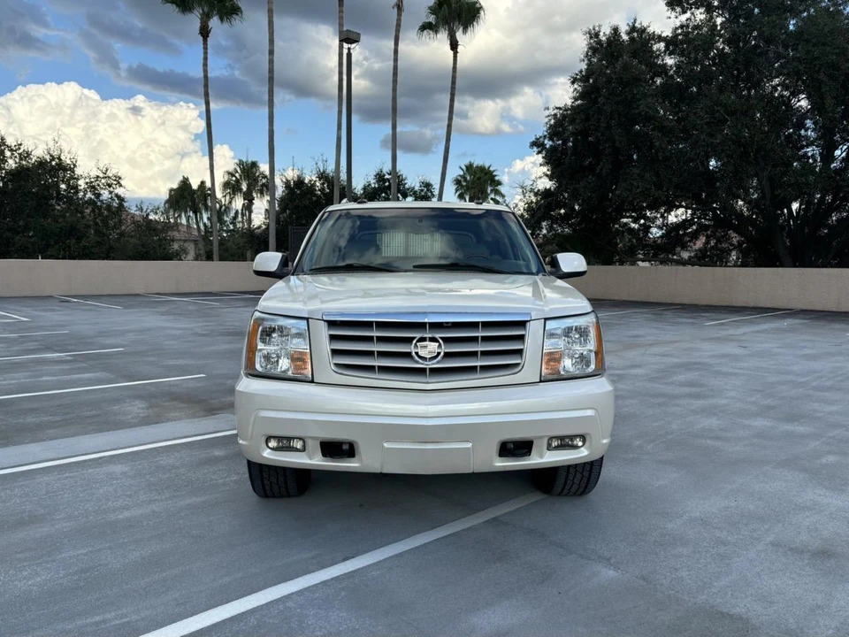2003 Cadillac Escalade & EXT 2nd Gen - Image 8 of 31