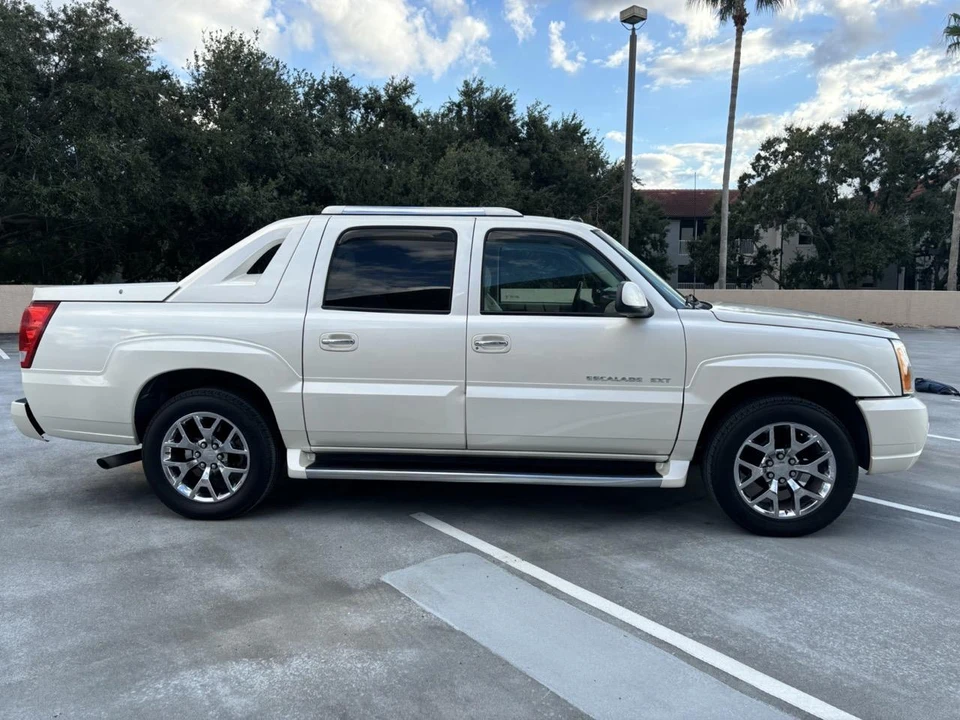 2003 Cadillac Escalade & EXT 2nd Gen - Image 17 of 31
