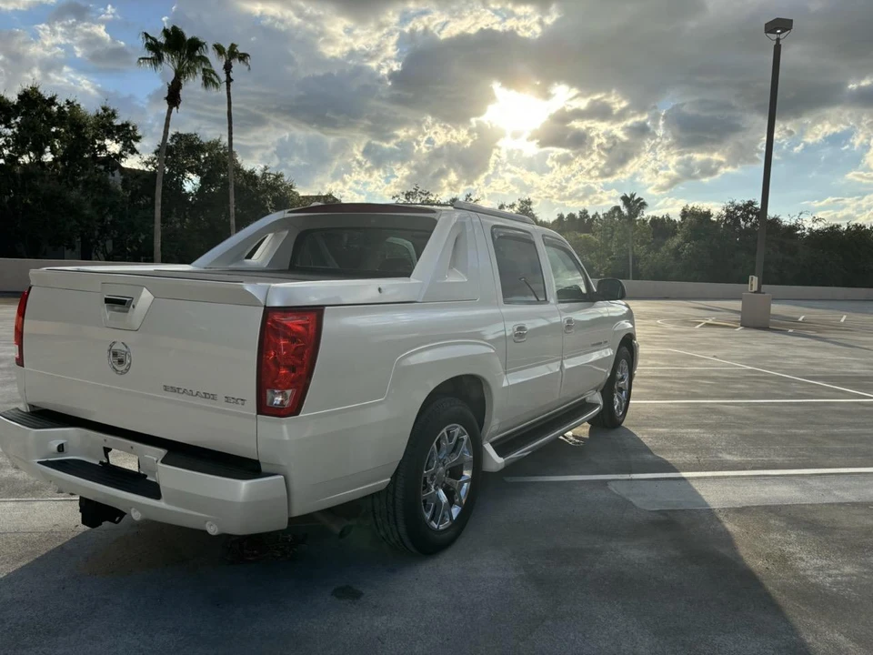 2003 Cadillac Escalade & EXT 2nd Gen - Image 19 of 31