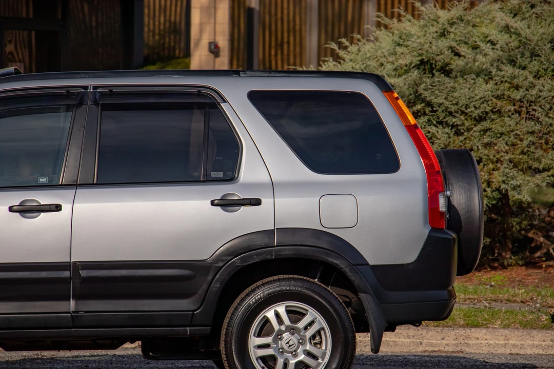 2003 Honda CR-V 2nd Gen - Image 21 of 31
