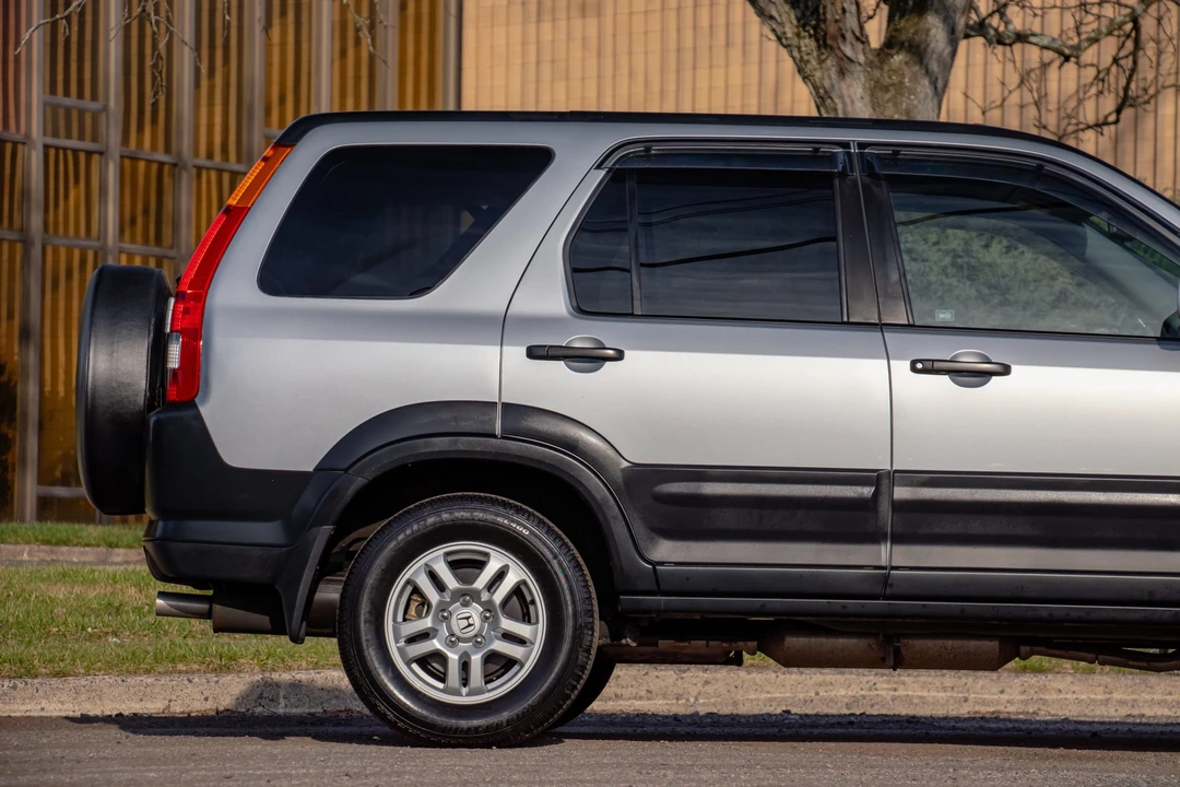 2003 Honda CR-V 2nd Gen - Image 26 of 31