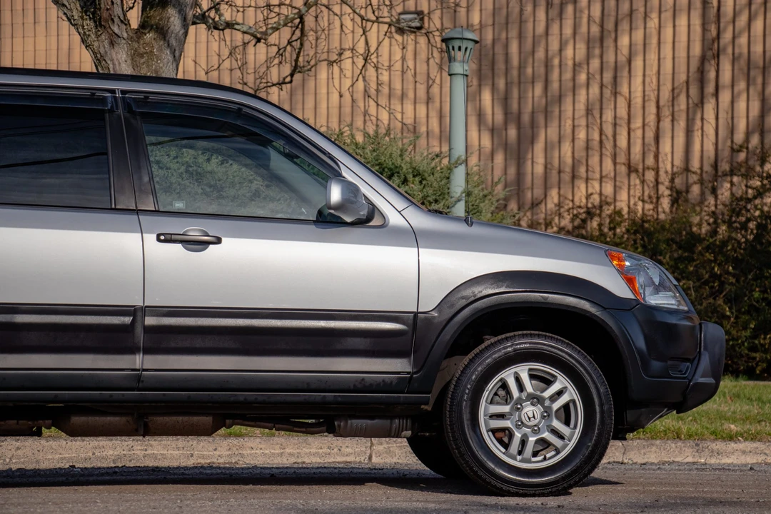 2003 Honda CR-V 2nd Gen - Image 28 of 31