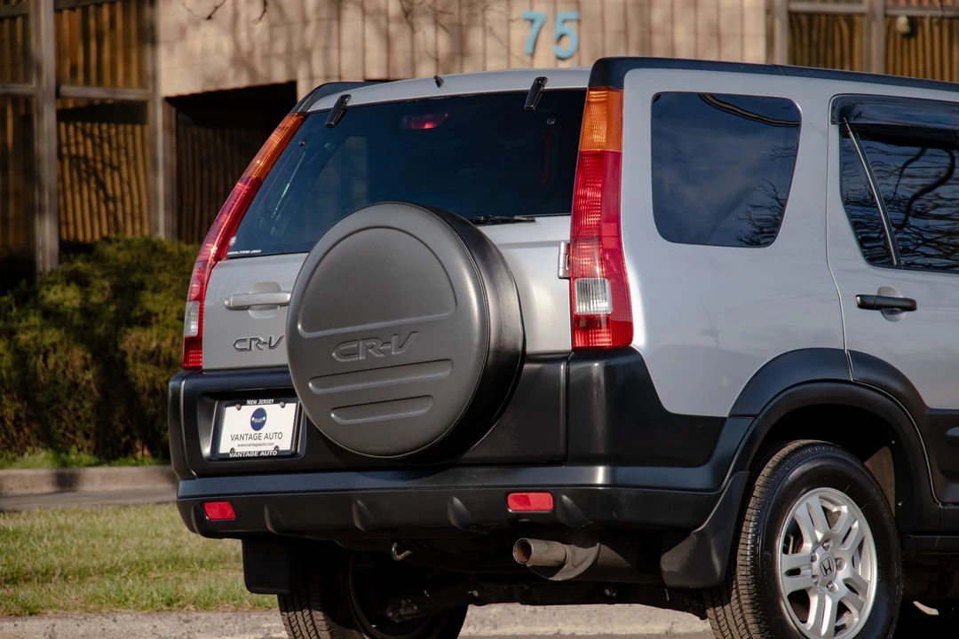 2003 Honda CR-V 2nd Gen - Image 24 of 31