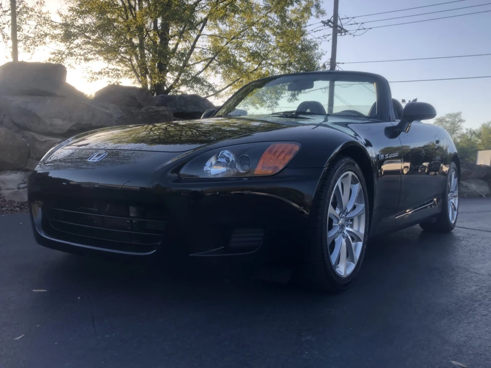 2003 Honda AP1 S2000 - Image 2 of 31