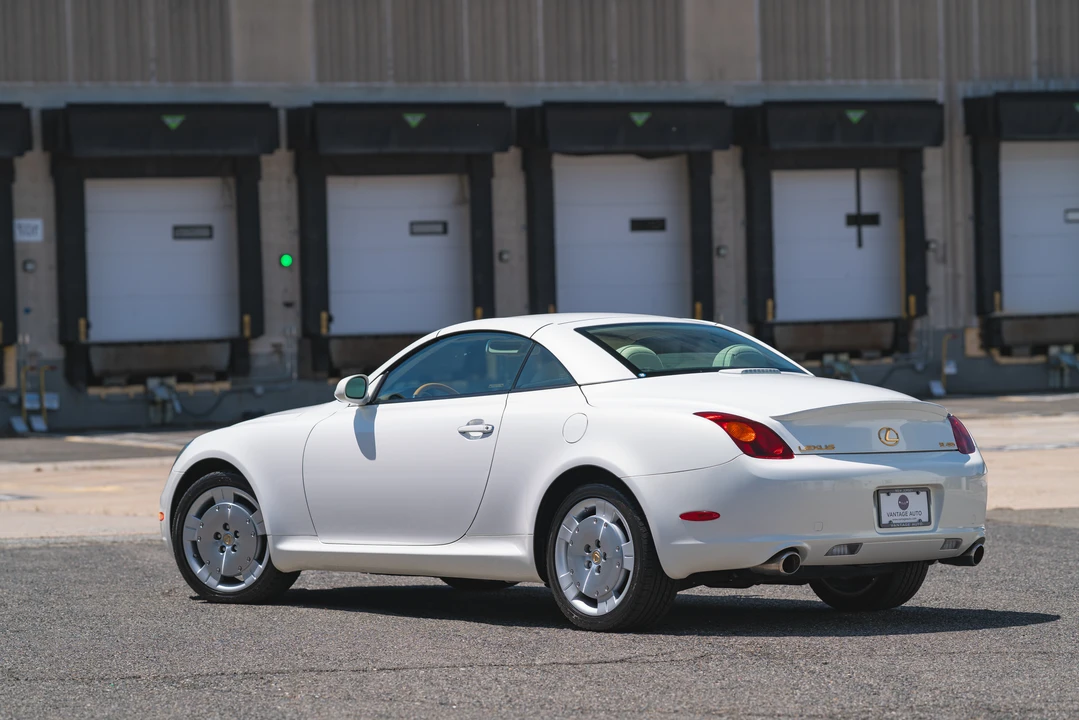 2003 Lexus SC430 - Image 10 of 31