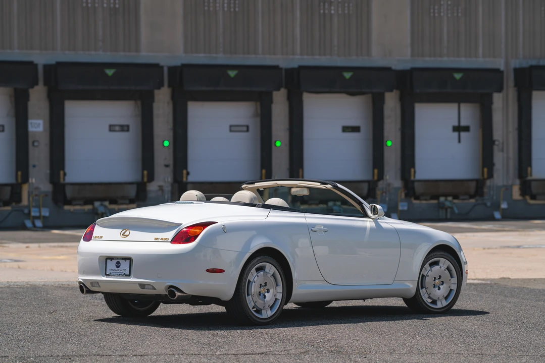 2003 Lexus SC430 - Image 17 of 31
