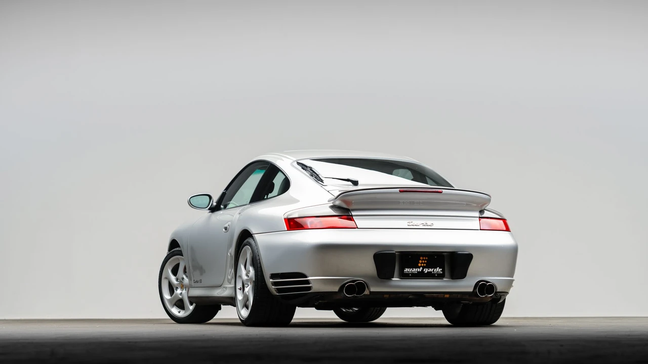 2003 Porsche 996 Turbo - Image 25 of 31