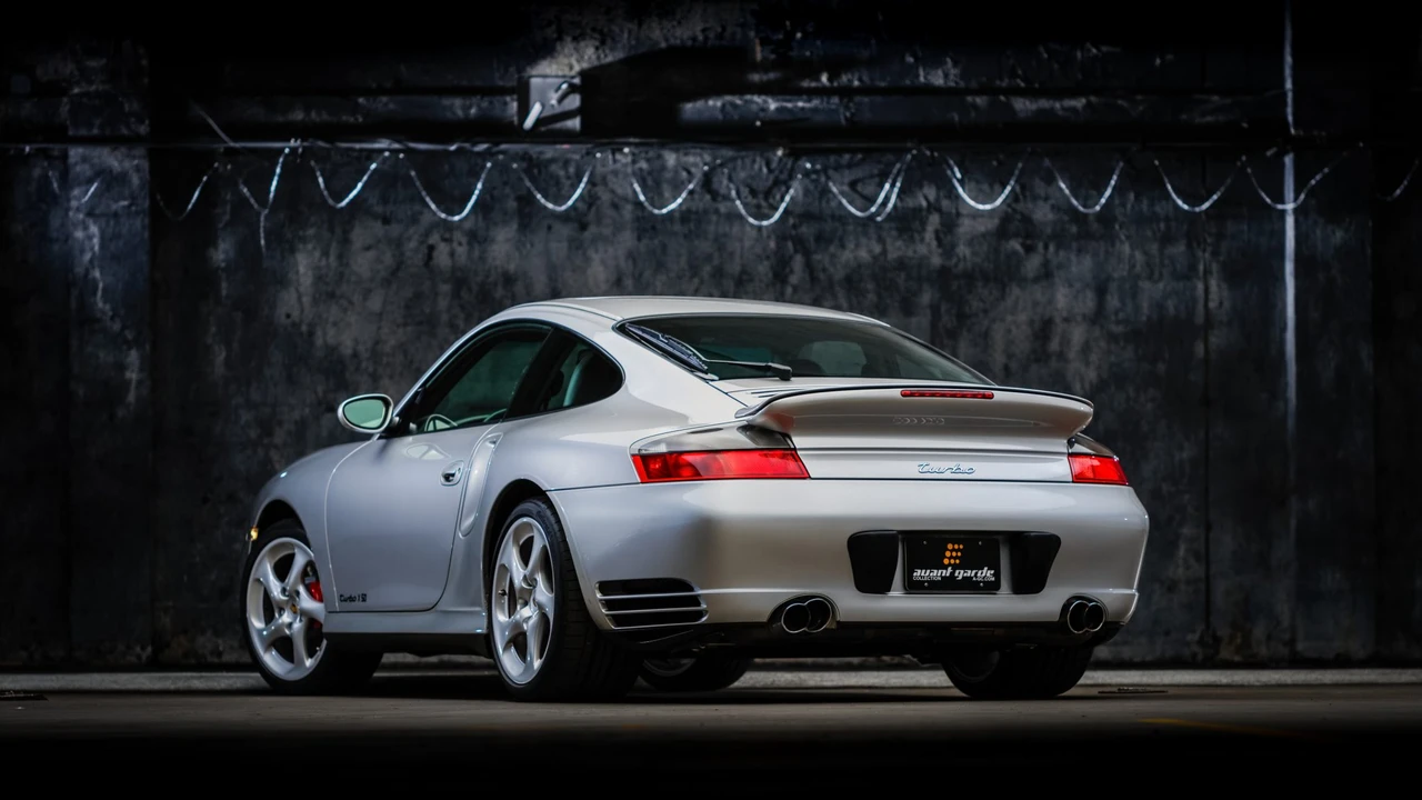 2003 Porsche 996 Turbo - Image 11 of 31