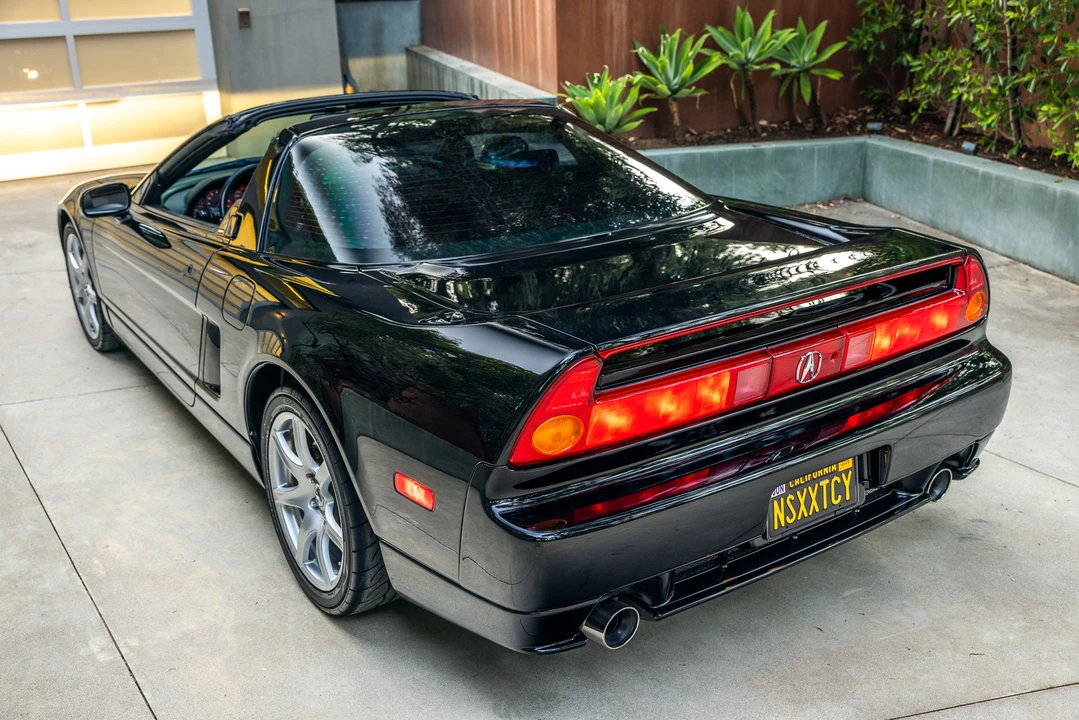 2004 Acura NA2 NSX - Image 11 of 31