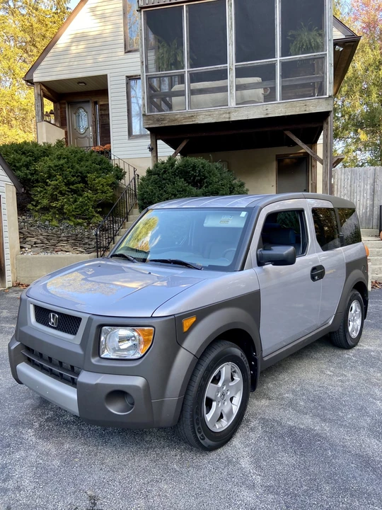 2004 Honda Element - Image 2 of 31