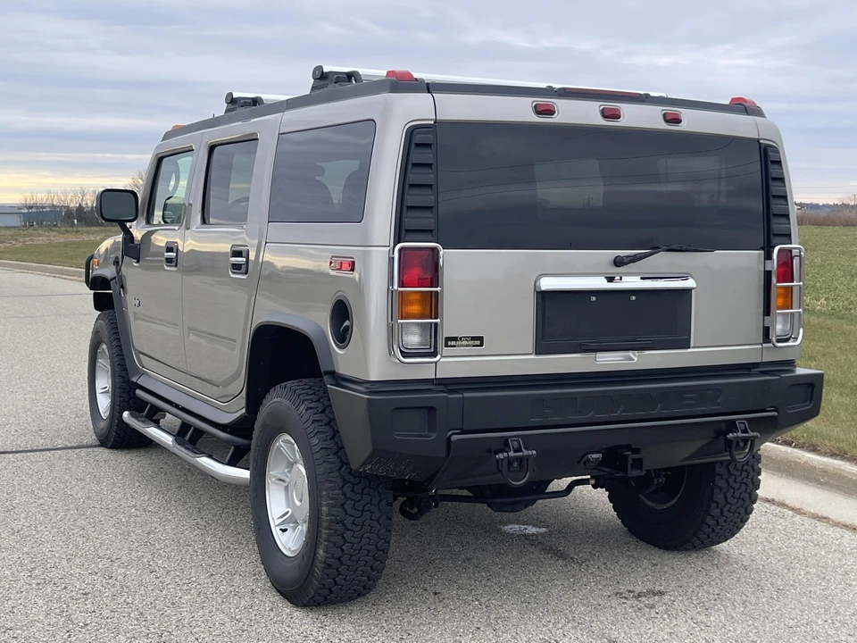 2004 Hummer Hummer H2 - Image 8 of 31
