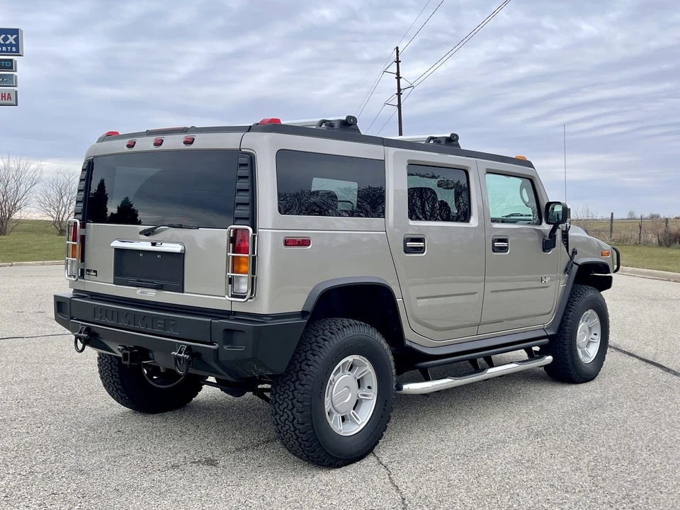 2004 Hummer Hummer H2 - Image 11 of 31