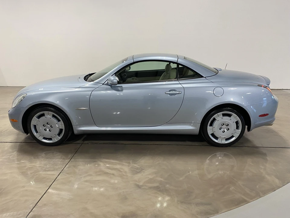 2004 Lexus SC430 - Image 19 of 31