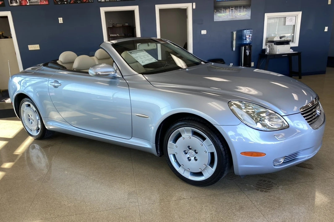 2004 Lexus SC430 - Image 5 of 31