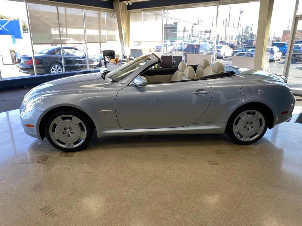 2004 Lexus SC430 - Image 20 of 31
