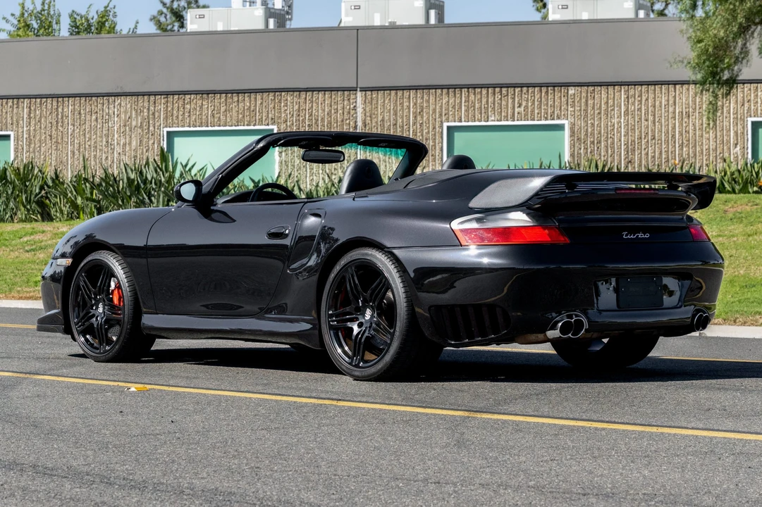 2004 Porsche 996 Turbo - Image 11 of 31