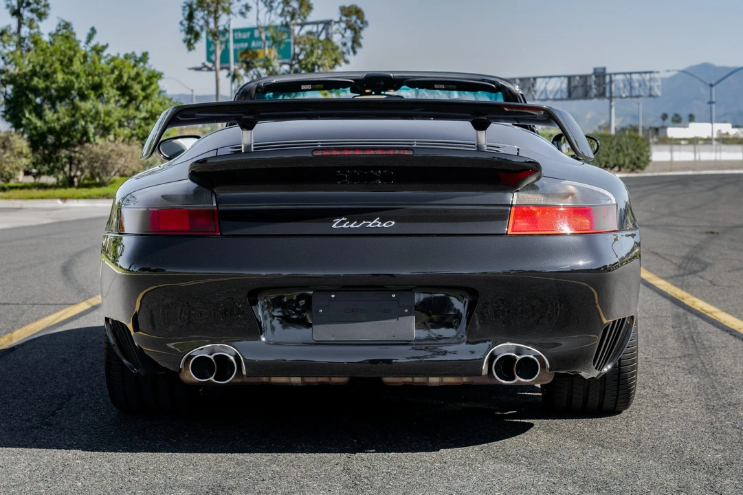 2004 Porsche 996 Turbo - Image 13 of 31