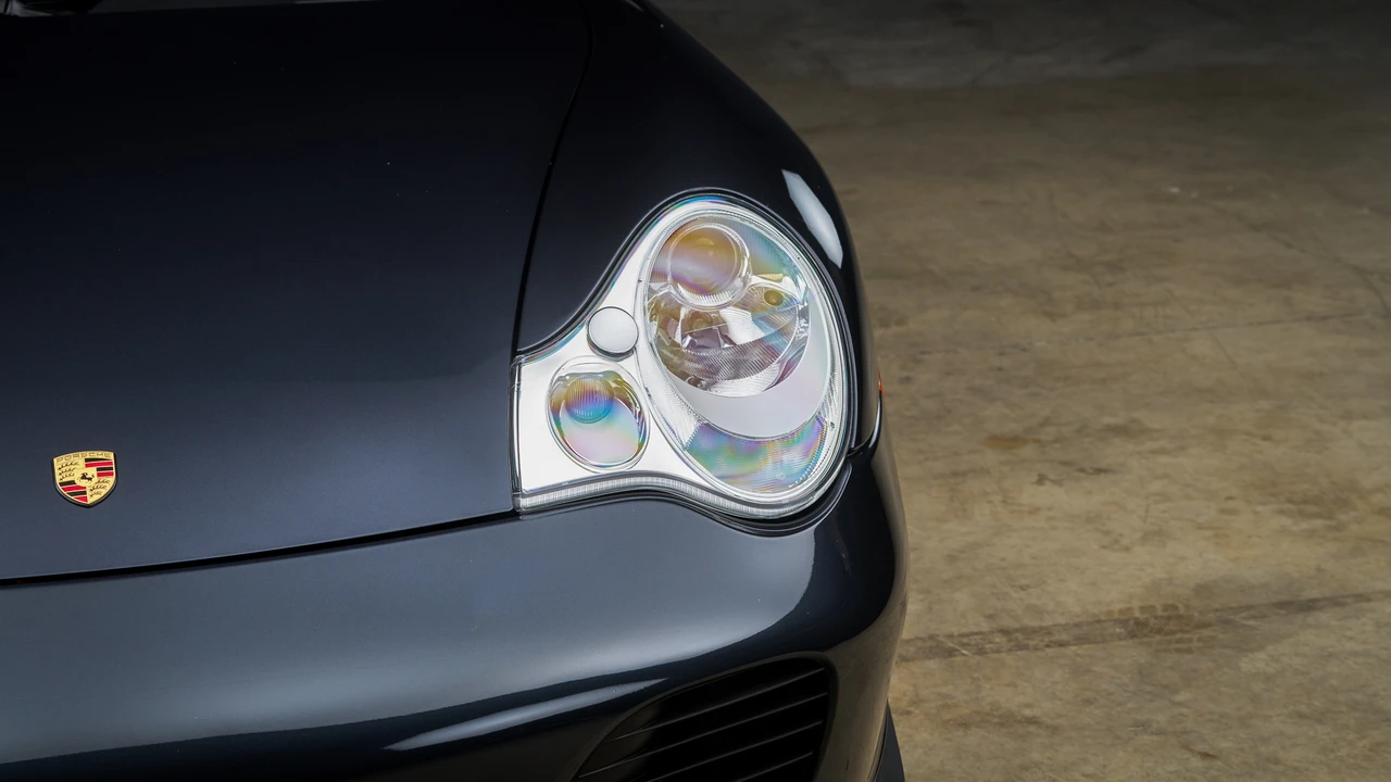 2004 Porsche 996 Turbo - Image 30 of 31