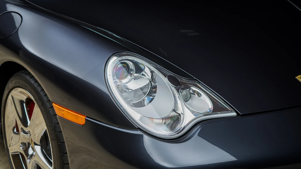 2004 Porsche 996 Turbo - Image 20 of 31