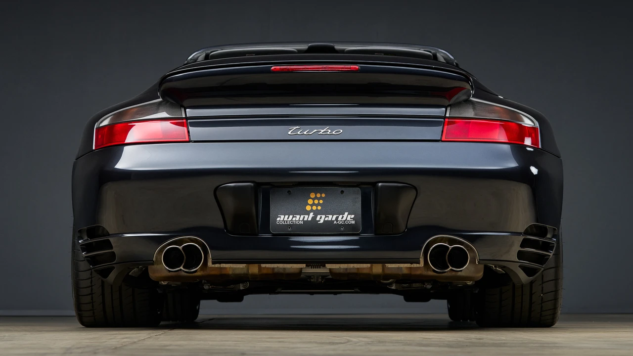 2004 Porsche 996 Turbo - Image 12 of 31