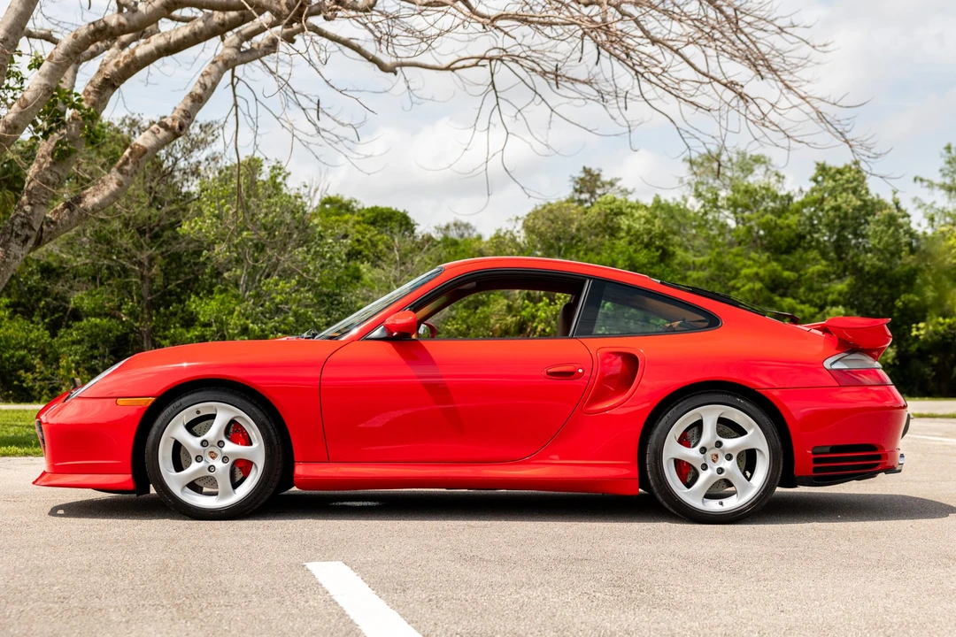 2004 Porsche 996 Turbo - Image 10 of 31