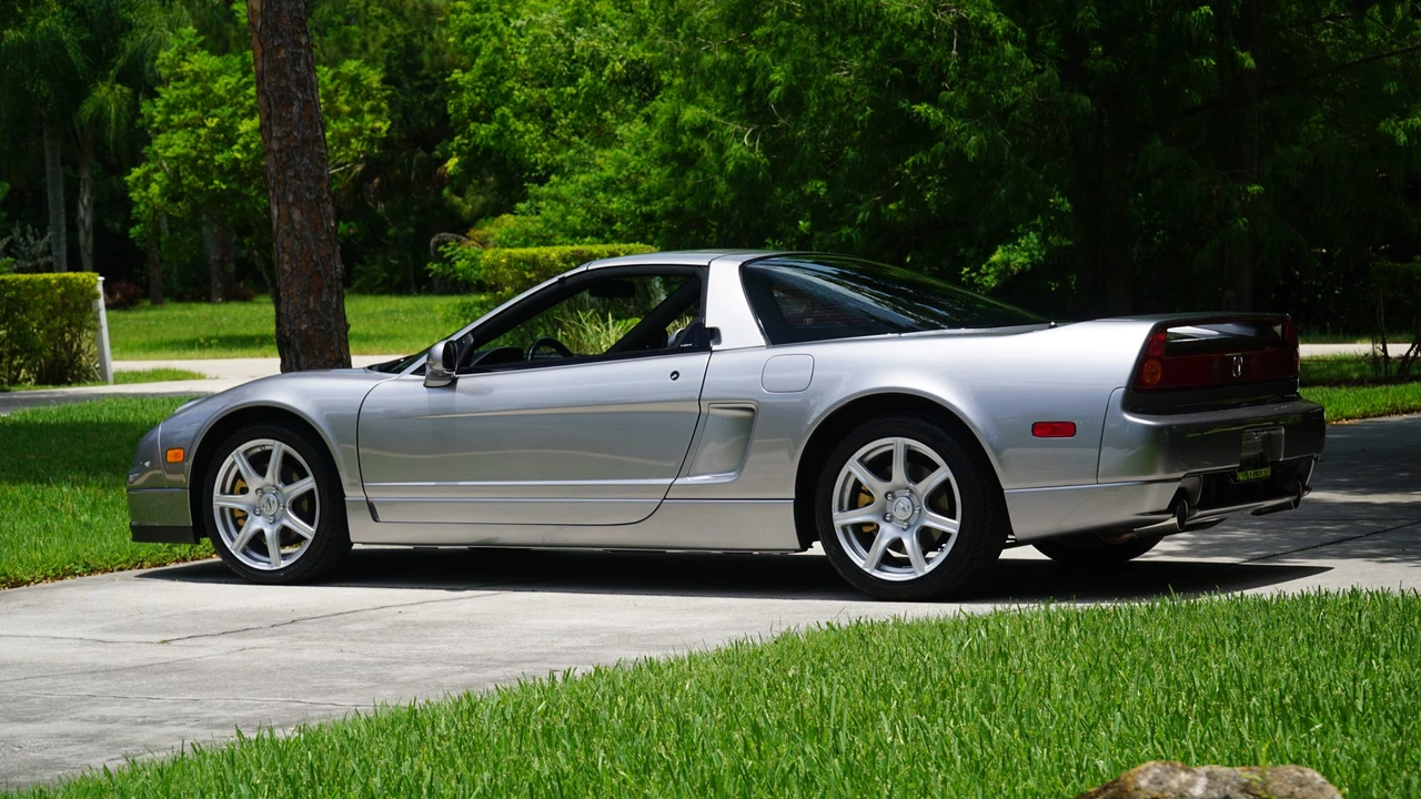 2005 Acura NA2 NSX - Image 8 of 31