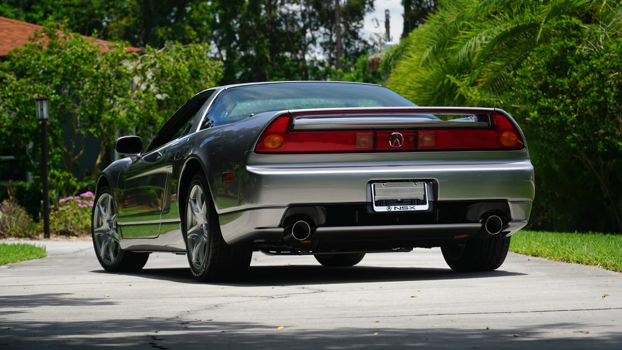 2005 Acura NA2 NSX - Image 11 of 31