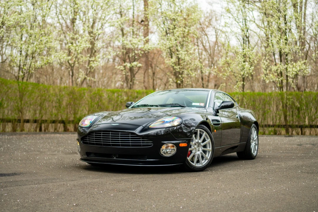 2005 Aston Martin Vanquish 1st Gen - Image 4 of 31