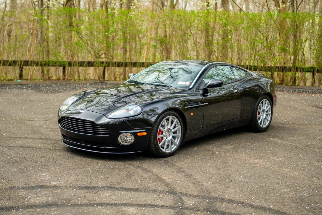 2005 Aston Martin Vanquish 1st Gen - Image 3 of 31
